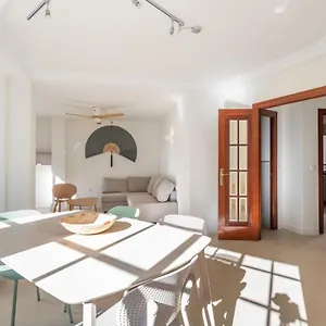  Apartamento Amplio Apartamento Trinidad By Renthas España